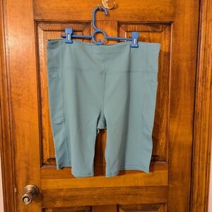 NWOT Bright Teal Skechers Women's Bike Shorts (2XL)